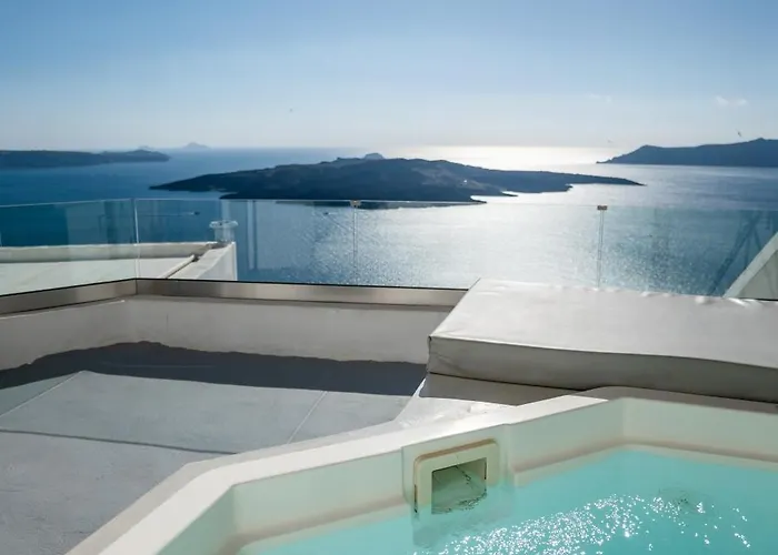 Cliff Aura Apartman Fíra