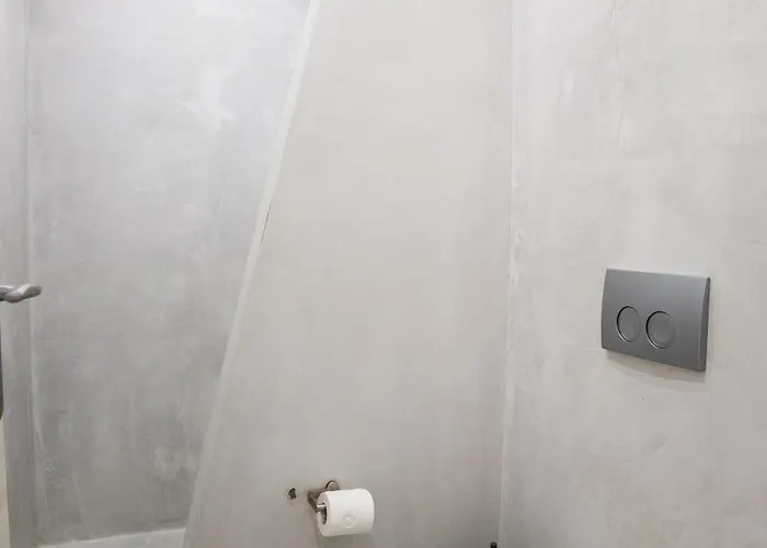 Cliff Aura Apartman *