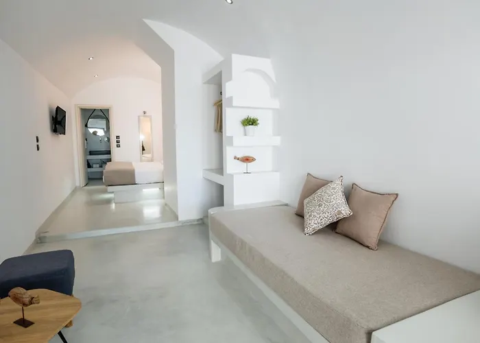 Cliff Aura 산토리니