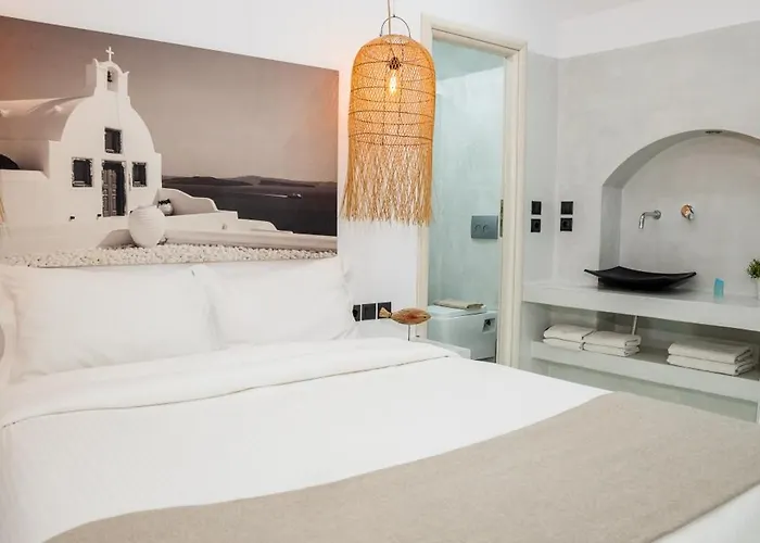 Cliff Aura Apartment *