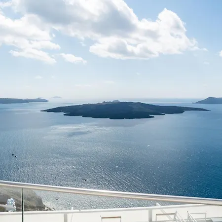 Cliff Aura * Fira (Santorini)